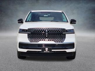New 2027 Lincoln Navigator Premiere AWD/4WD video 2