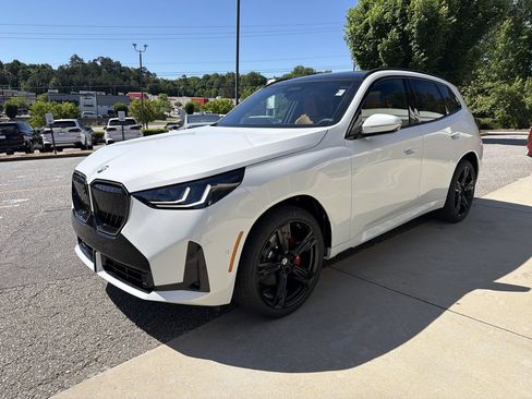 Used 2026 BMW X3 xDrive30i w/ Premium Package AWD/4WD image 4