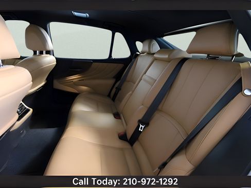 Used 2022 Lexus LS 500 RWD image 14