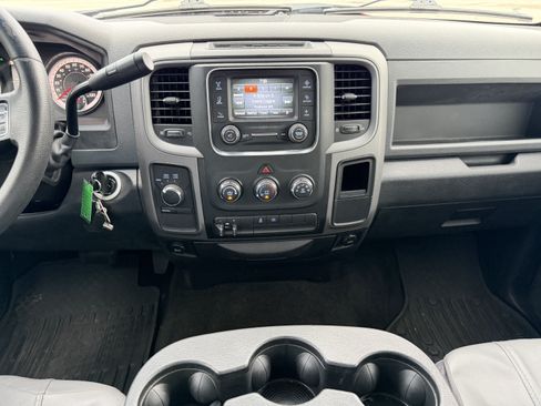 Used 2015 RAM 1500 Express AWD/4WD image 18