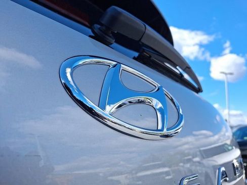 Used 2025 Hyundai Palisade SEL AWD/4WD image 32