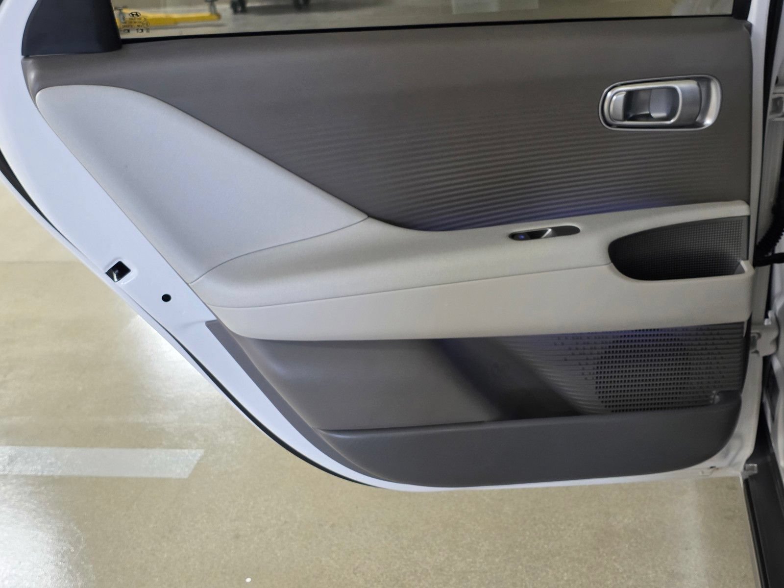 Used 2023 Hyundai Ioniq 6 SEL RWD image 13
