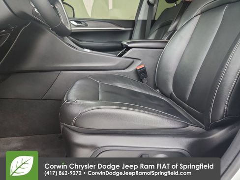 Certified 2023 Jeep Grand Cherokee Limited w/ Black Appearance Package image 20