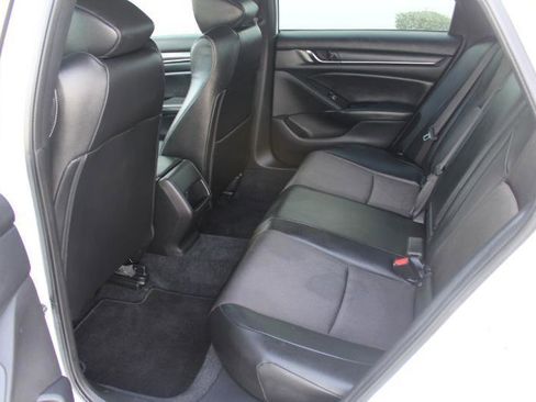 Used 2022 Honda Accord Sport image 14