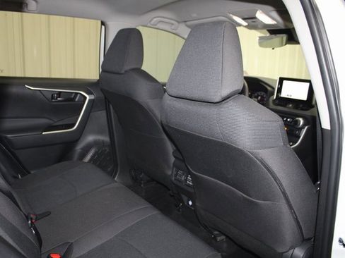 Used 2024 Toyota RAV4 LE image 23