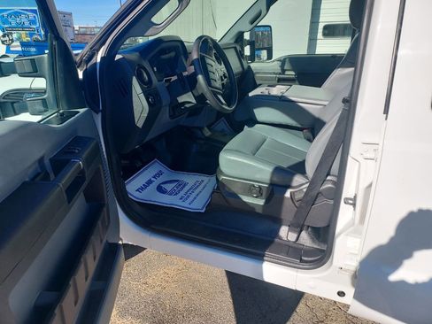 Used 2013 Ford F250 XL w/ PWR Equipment Group image 8