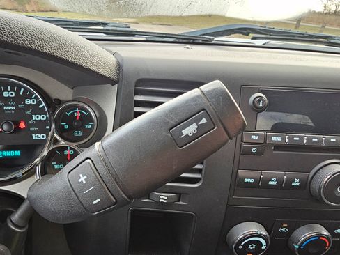 Used 2013 Chevrolet Silverado 1500 LT image 29