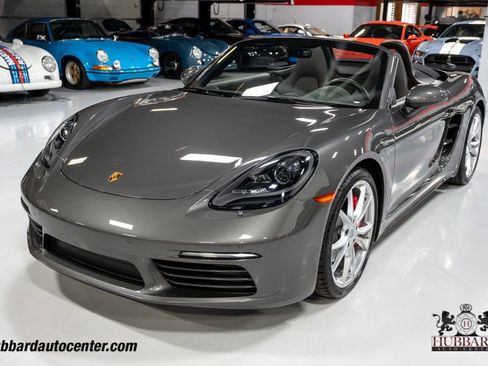 Used 2023 Porsche 718 Boxster S image 12