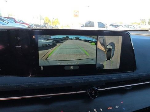 Used 2023 Nissan Ariya image 21