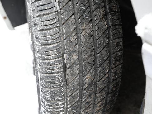 Used 2005 Chevrolet Impala w/ Preferred Equipment Group image 17