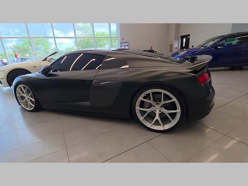 Used 2017 Audi R8 V10 plus AWD/4WD image 44