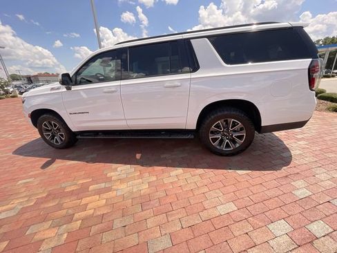 Used 2023 Chevrolet Suburban Z71 w/ Luxury Package AWD/4WD image 30