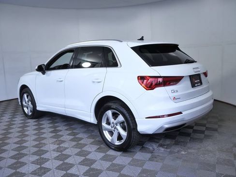 Used 2019 Audi Q3 2.0T Premium AWD/4WD image 6