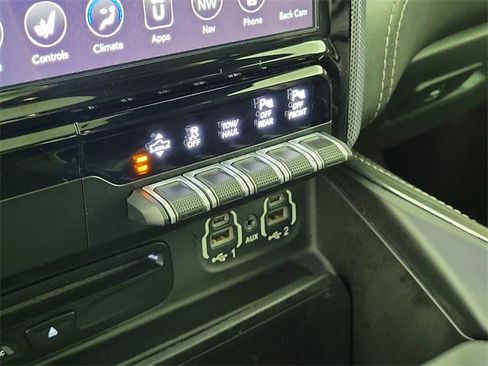 Used 2019 RAM 1500 Limited image 28