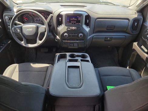 Used 2024 Chevrolet Silverado 1500 Custom Trail Boss AWD/4WD image 15