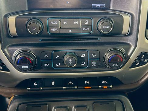 Used 2018 GMC Sierra 1500 SLT AWD/4WD image 18