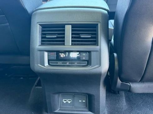 Used 2020 Volkswagen Atlas SEL image 10