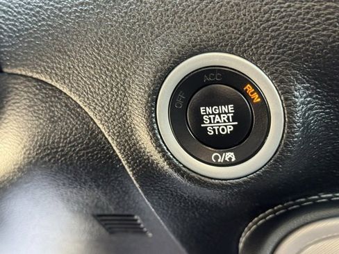 Certified 2023 Dodge Challenger SXT w/ Blacktop Package image 15