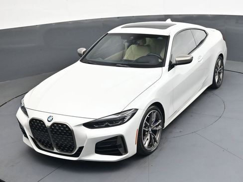 Used 2022 BMW M440i Coupe w/ Premium Package RWD image 26