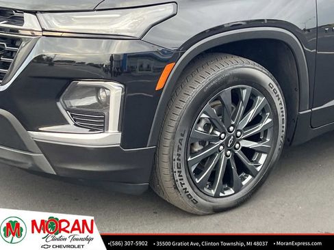 Certified 2023 Chevrolet Traverse RS w/ LPO, Floor Liner Package image 9