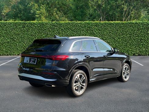 Used 2025 Audi Q5 Premium w/ Convenience Package AWD/4WD image 3