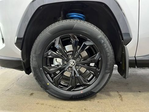 Certified 2024 Toyota RAV4 SE AWD/4WD image 23