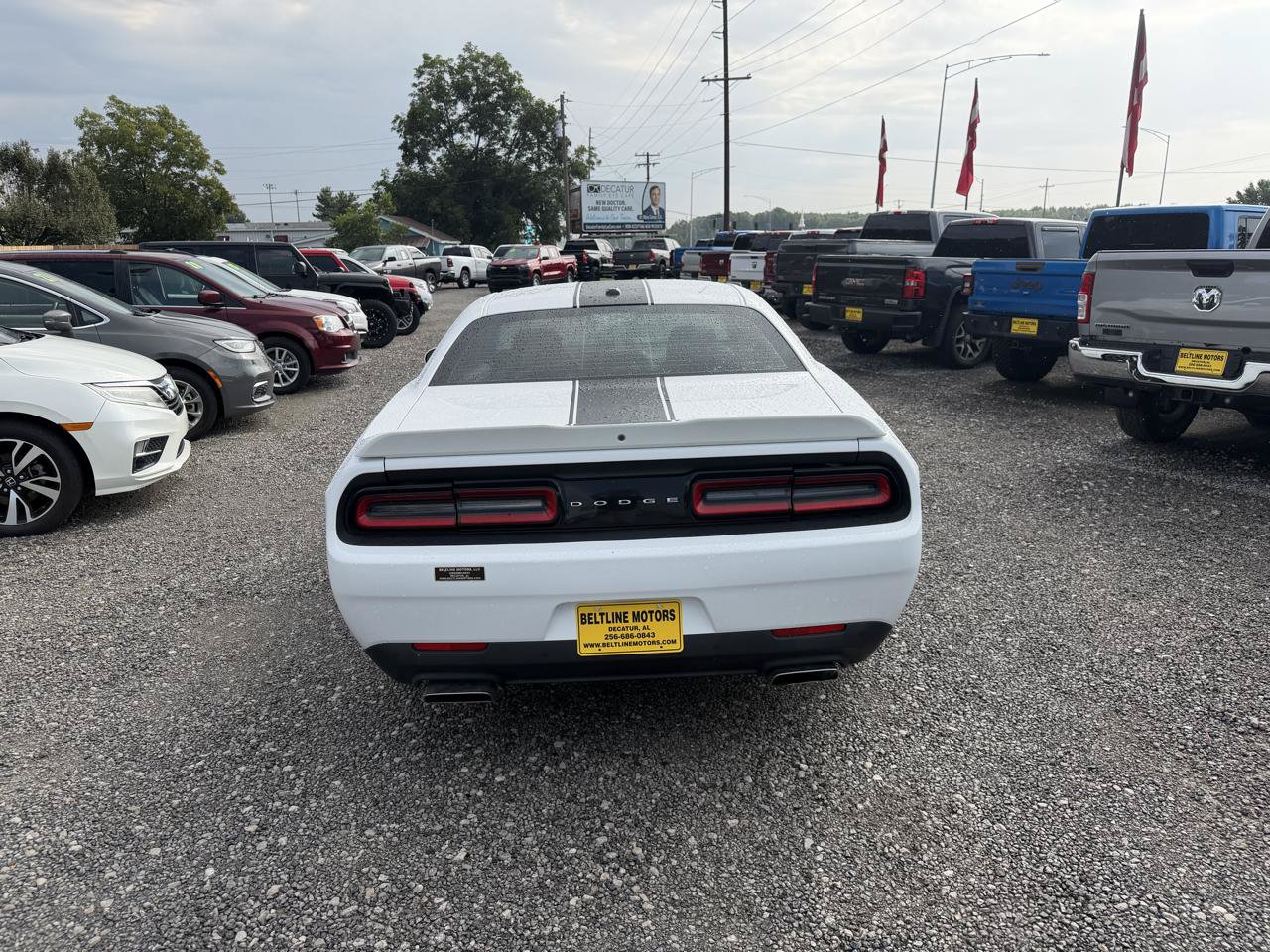 Used 2015 Dodge Challenger R/T w/ Quick Order Package 28B R/T RWD image 14