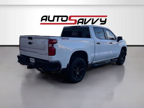 Used 2025 Chevrolet Silverado 1500 LT Trail Boss w/ Convenience Package II AWD/4WD image 7