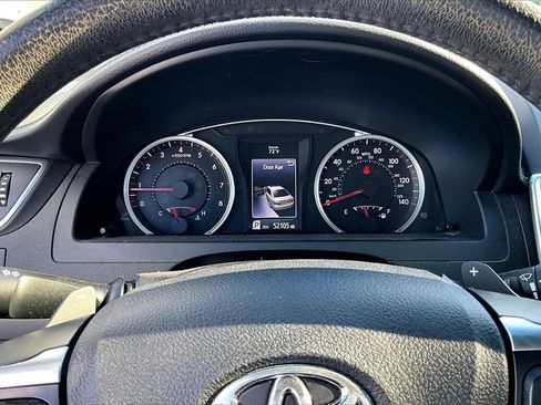 Used 2017 Toyota Camry XSE image 17