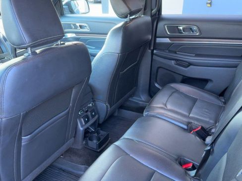 Used 2018 Ford Explorer Limited w/ Equipment Group 301A image 11