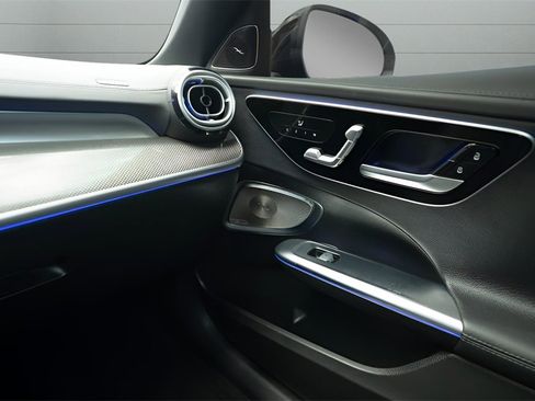 Used 2023 Mercedes-Benz C 300 Sedan w/ AMG Line w/ Night Package image 35