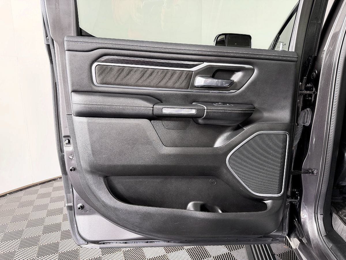 Used 2023 RAM 1500 Laramie AWD/4WD image 66
