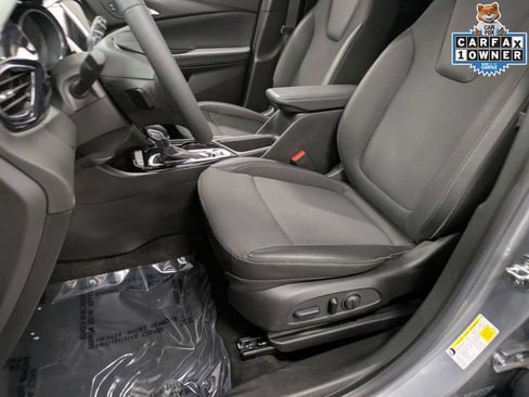 Used 2023 Buick Encore GX Preferred w/ Cold Weather Comfort Package AWD/4WD image 10