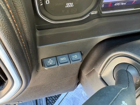 Used 2022 GMC Sierra 2500 AT4 w/ AT4 Preferred Package image 26