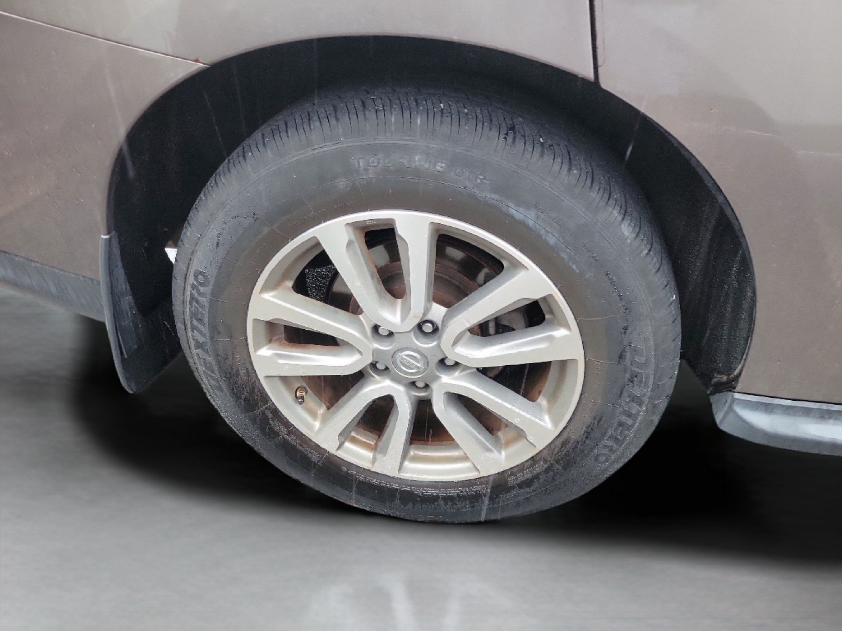 Used 2014 Nissan Pathfinder SV AWD/4WD image 15