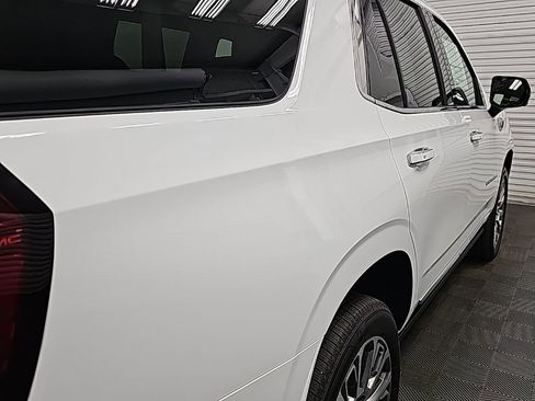 New 2026 GMC Yukon Denali w/ Sun & Power Step Package image 9