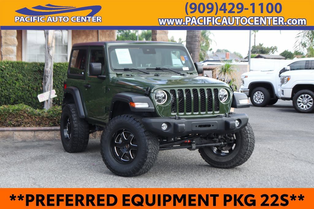 Used 2024 Jeep Wrangler Sport AWD/4WD image 1