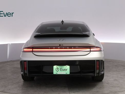Used 2023 Hyundai Ioniq 6 Limited RWD image 15