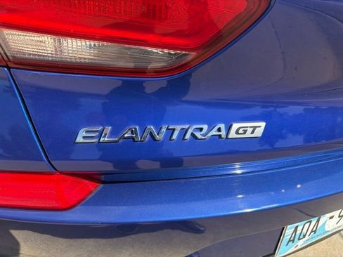 Used 2019 Hyundai Elantra GT w/ Style Package 02 FWD image 5