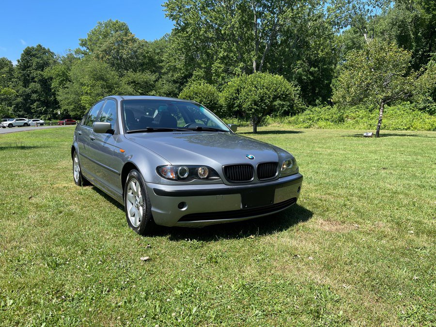 Used 2005 BMW 325xi Sedan AWD/4WD image 1