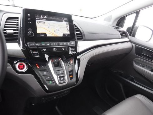 Used 2023 Honda Odyssey Touring image 22
