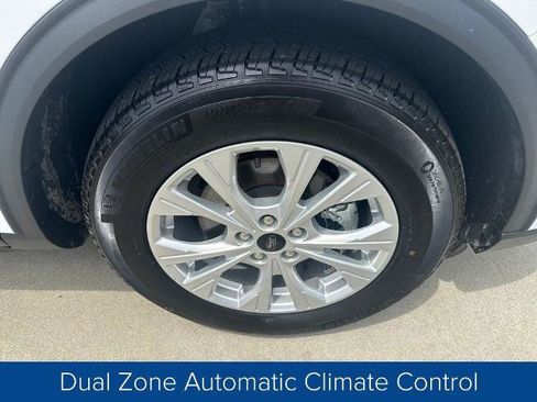 Certified 2025 Ford Escape Active FWD image 8