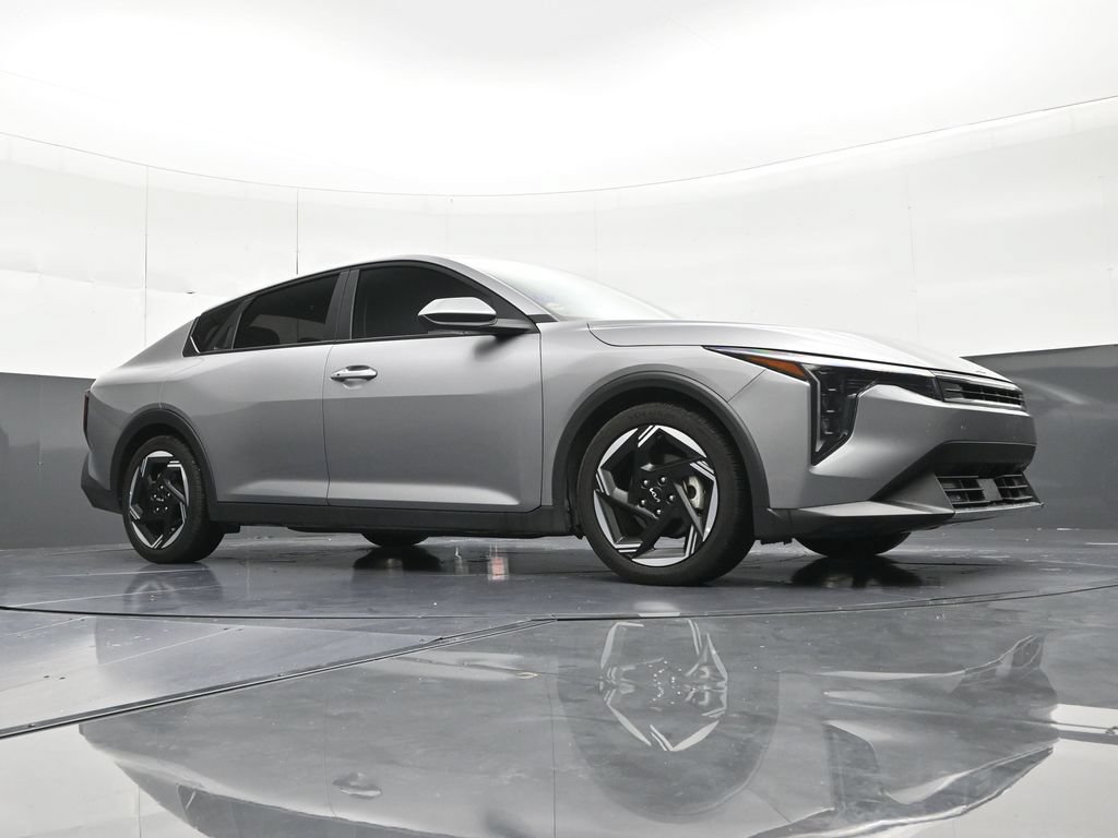 Used 2025 Kia K4 EX FWD image 29