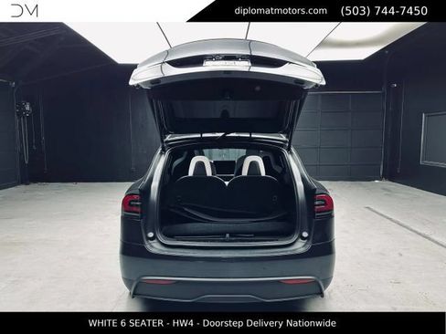 Used 2025 Tesla Model X AWD/4WD image 42