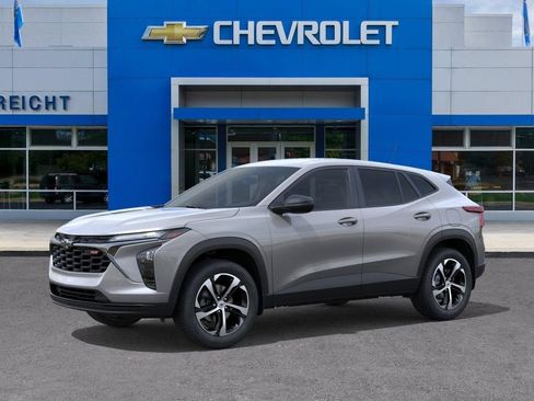New 2026 Chevrolet Trax RS w/ Driver Confidence Package FWD image 2