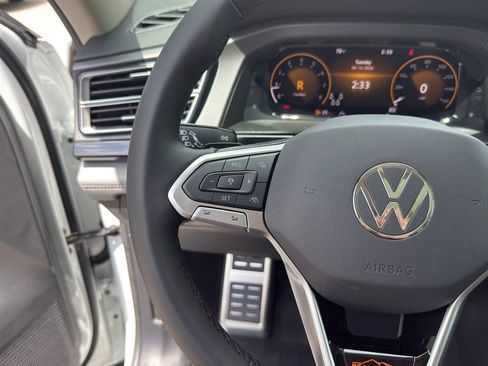 New 2026 Volkswagen Atlas Peak Edition AWD/4WD image 17