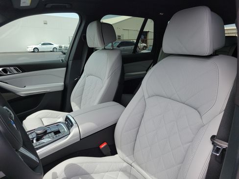 New 2026 BMW X5 sDrive40i w/ M Sport Package RWD image 17