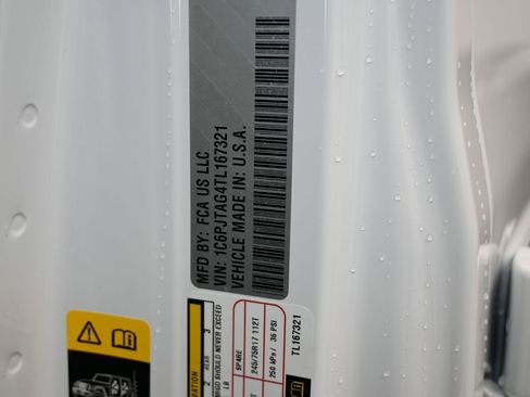 New 2026 Jeep Gladiator Sport image 16