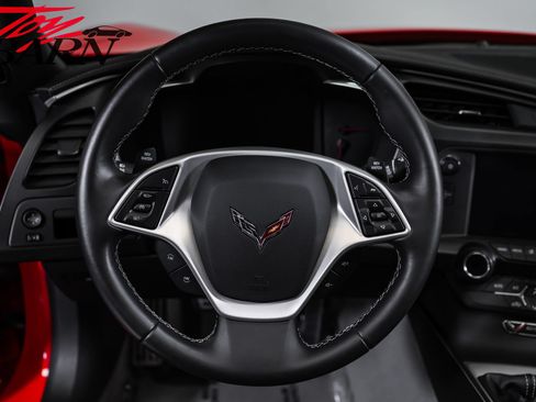 Used 2015 Chevrolet Corvette Stingray Coupe RWD image 34