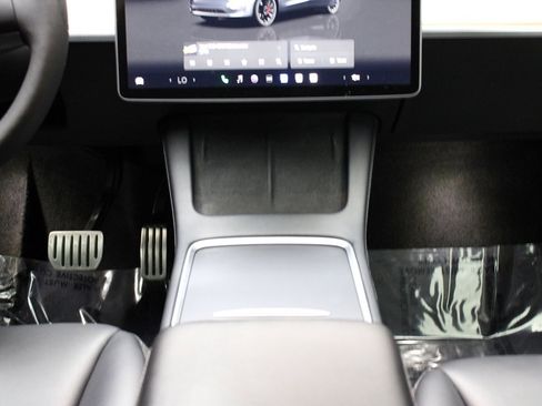 Used 2022 Tesla Model Y Performance image 25